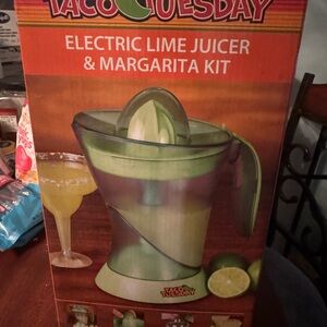 Taco Tuesday Electric Lime Juicer & Margarita Kit - Green